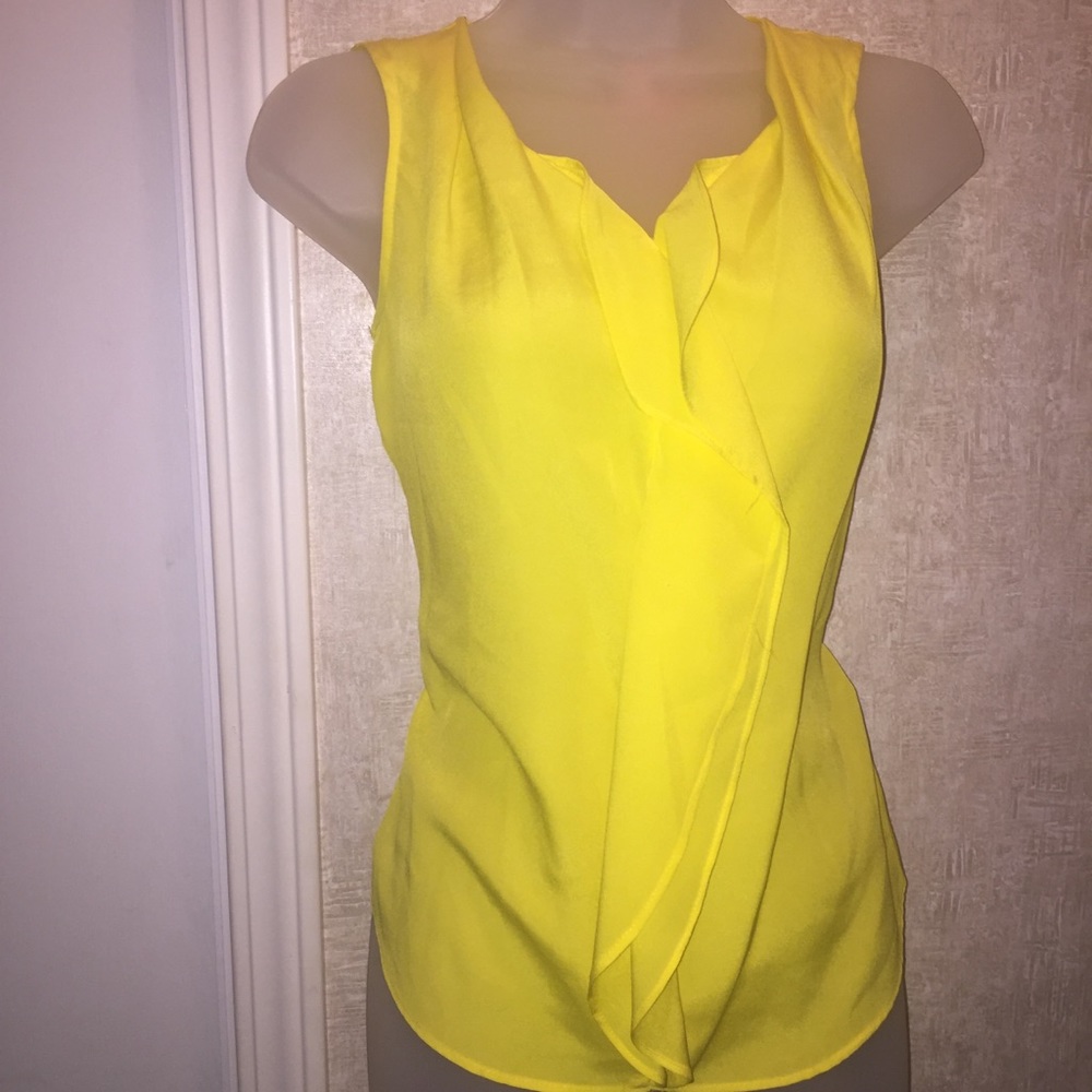 Yellow blouse - Picture 2 of 5